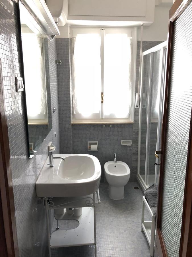 Bea'S Apartment - The Window To The Sea - Seafront モンテロッソ・アル・マーレ エクステリア 写真